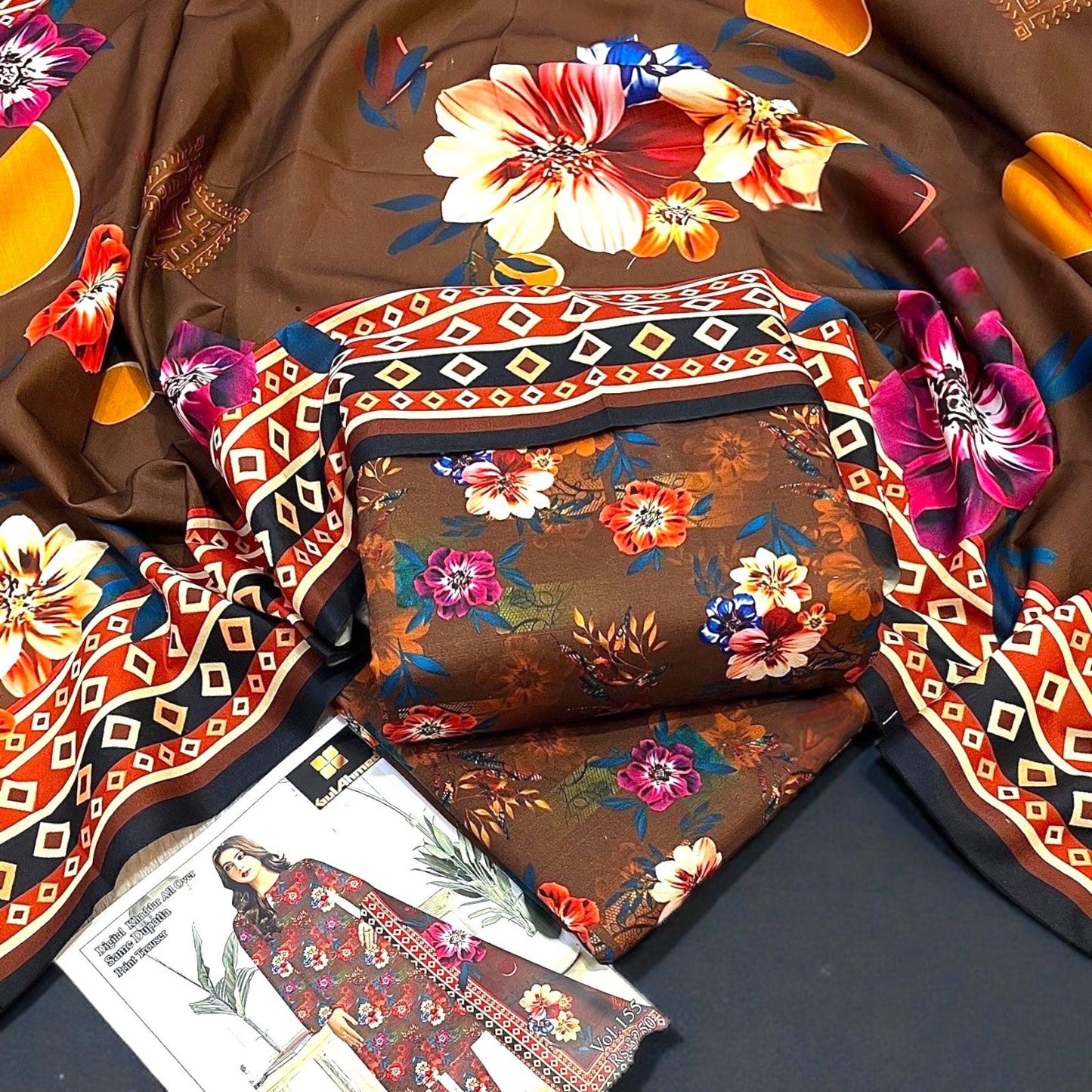 3 Pc Premium Ladies Khaddar Suit - LKW9 Haseeb Sarwar Clothing - Premium Clothing Store