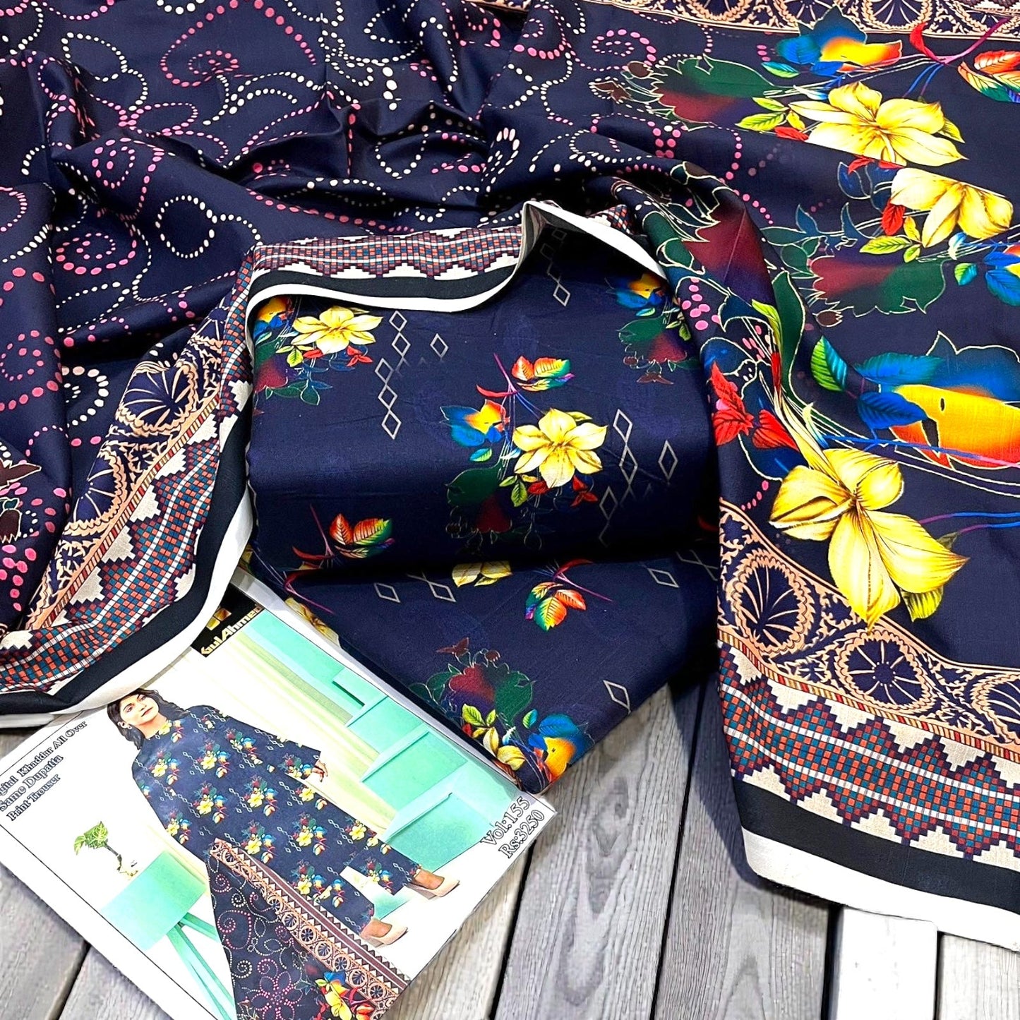 3 Pc Premium Ladies Khaddar Suit - LKW6 Haseeb Sarwar Clothing - Premium Clothing Store