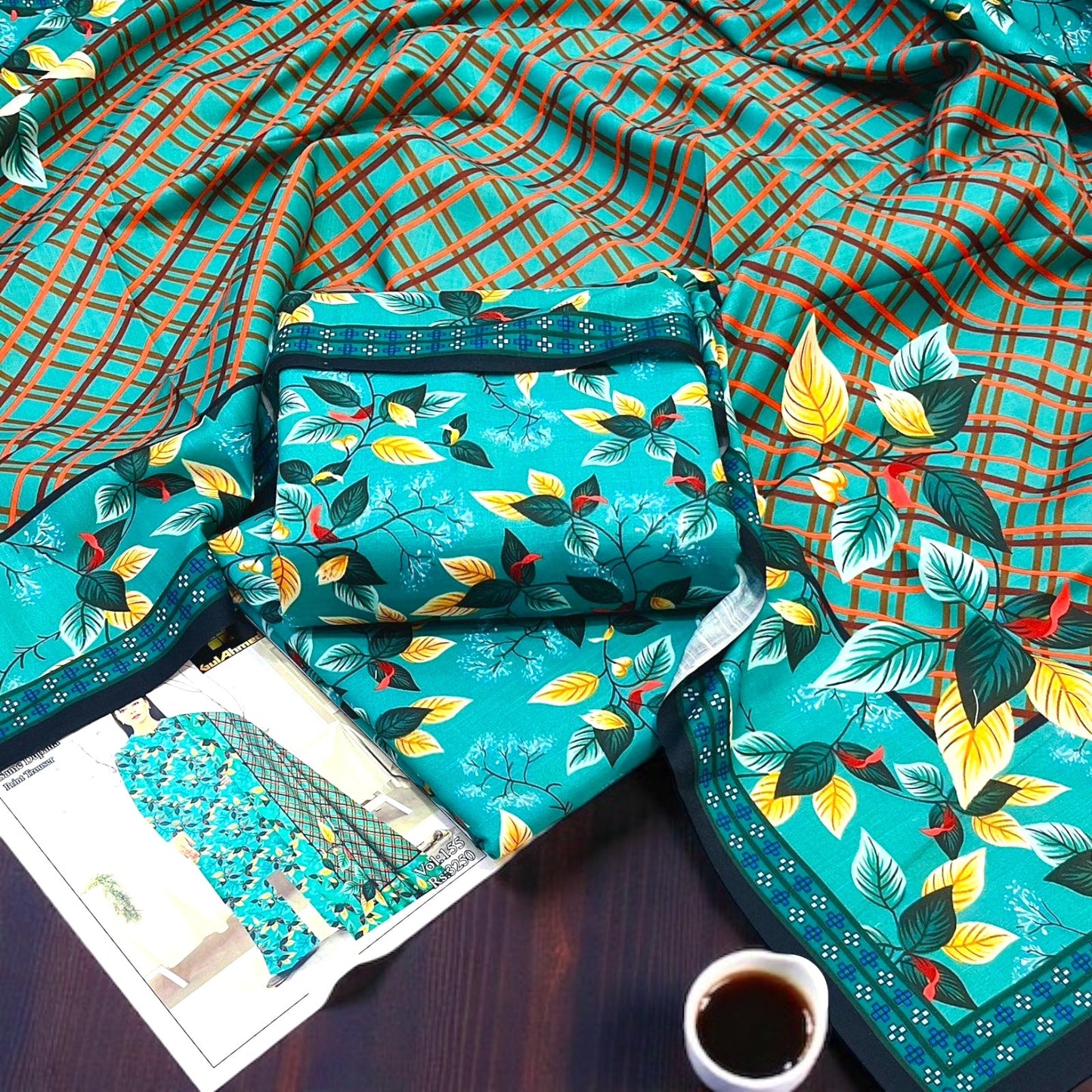 3 Pc Premium Ladies Khaddar Suit - LKW1 Haseeb Sarwar Clothing - Premium Clothing Store